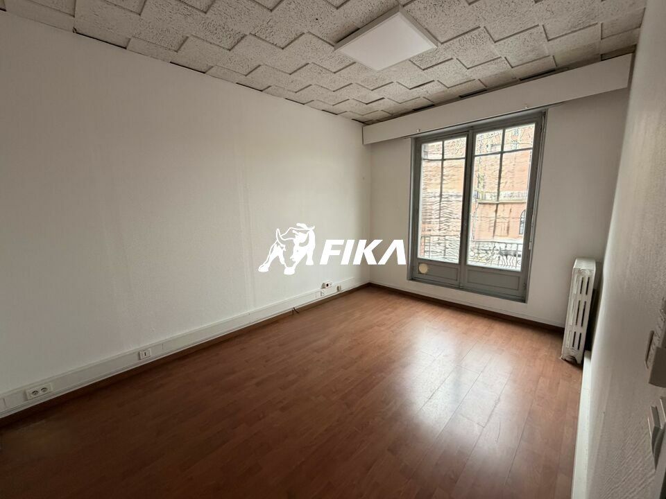 A VENDRE BUREAUX 254 m² - (31000) TOULOUSE