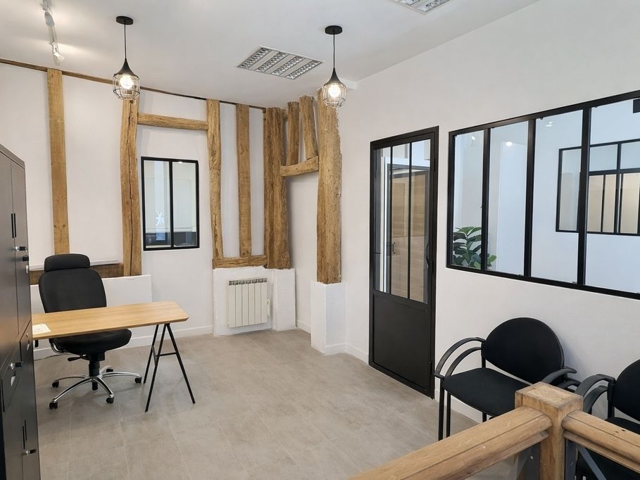 Location bureaux 57 m² non divisibles