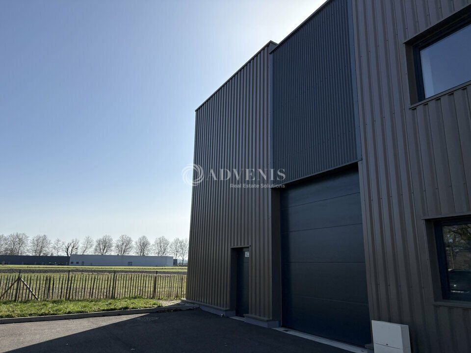Vente local d''activites 150 m² non divisibles