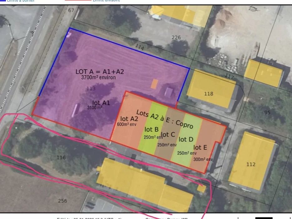Vente local 900 m² à Bernay