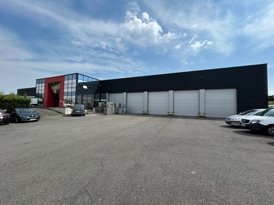 Location activité/entrepôt - 5230 m²