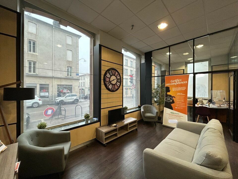 Location bureaux 113 m² non divisibles