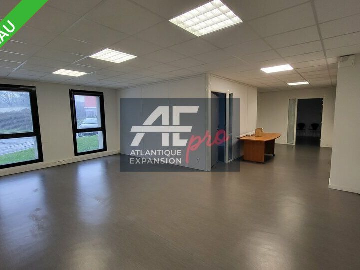 A VENDRE ESPACE BUREAU ZONE D'ACTIVITE DE BRAIS PAR ATLANTIQUE EXPANSION PRO 