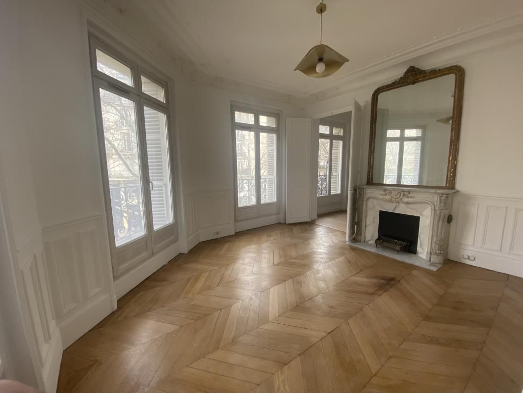 Location bureaux 115 m² non divisibles