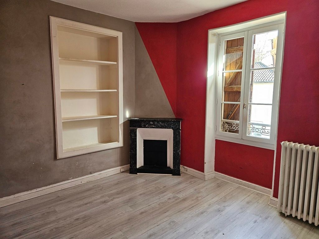 Vente local commercial 450 m² à BIARS SUR CERE