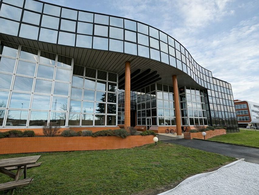 Location bureaux 92 m² non divisibles