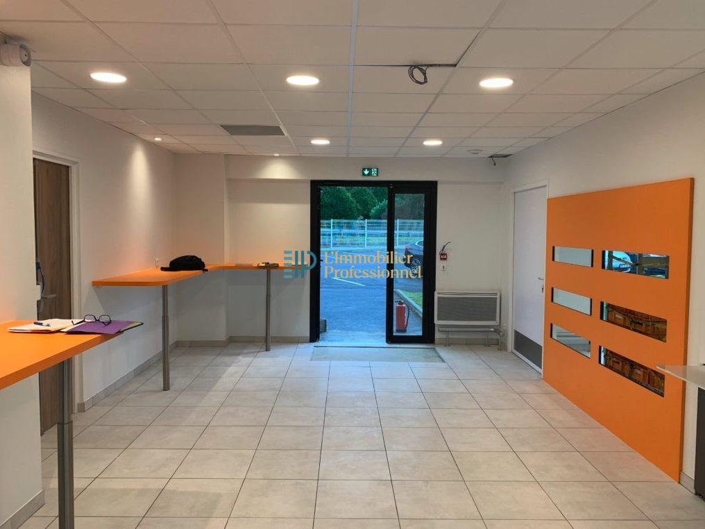 97 m² pour ce bureaux en location à Lanester