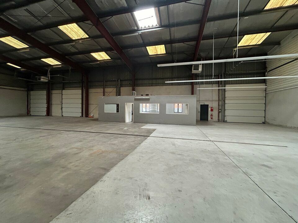 Location activité/entrepôt - 400 m²