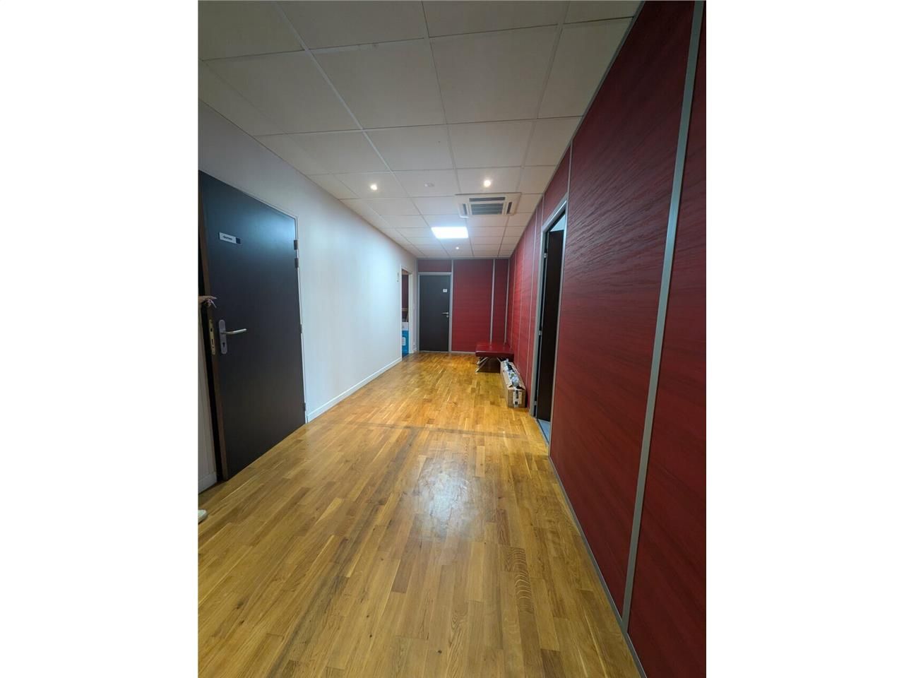 Location bureaux 96 m² non divisibles