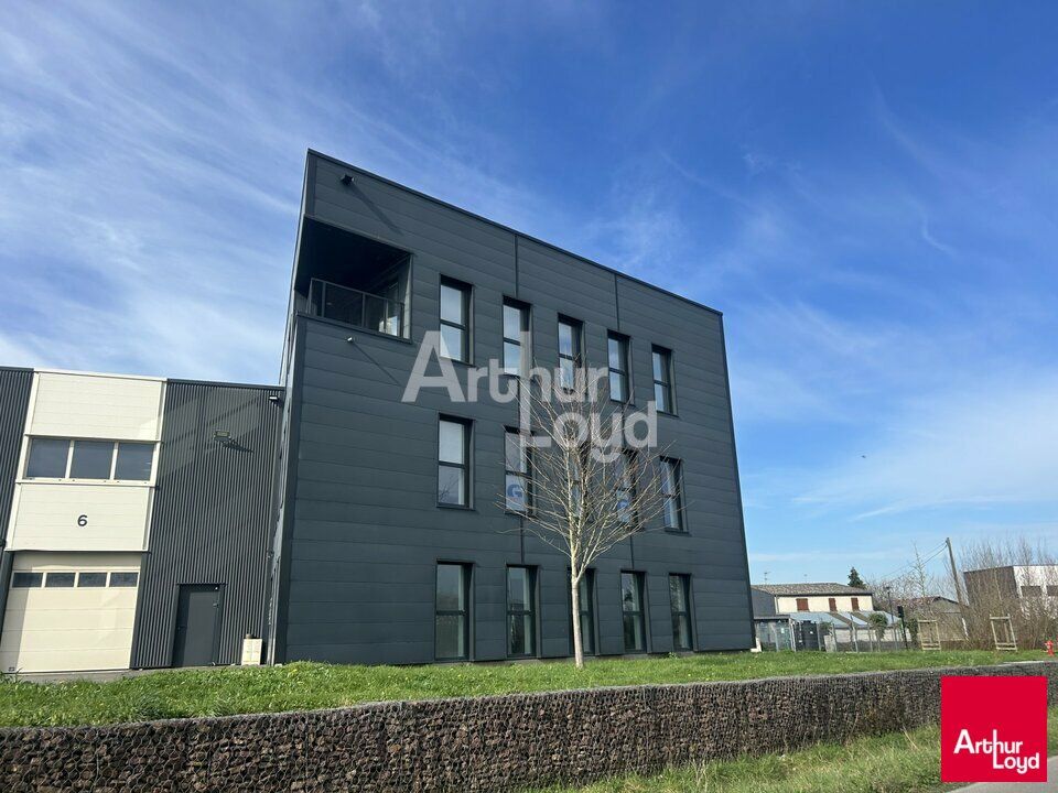 Location bureaux 153 m² non divisibles