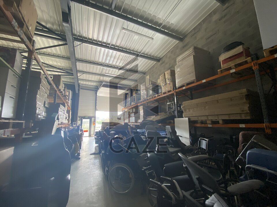 Vente local d''activites 761 m² non divisibles
