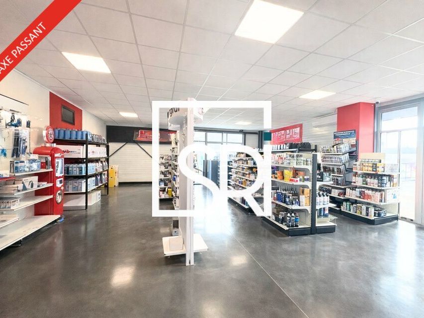 OPPORTUNITE COMMERCE DE SERVICES - LOCATION LOCAL COMMERCIAL RECENT 157 m2 - PROCHE AV. CHARLES DE GAULLE - 63300 THIERS