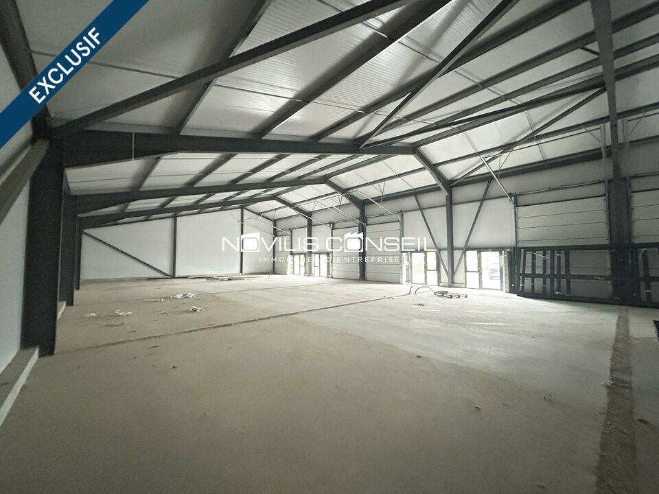Location activité/entrepôt - 104 m²