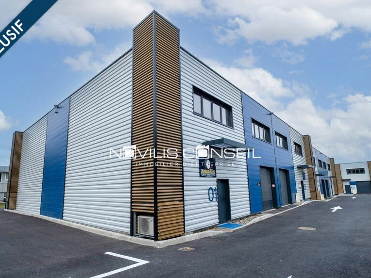 Location local d''activites 161 m² non divisibles