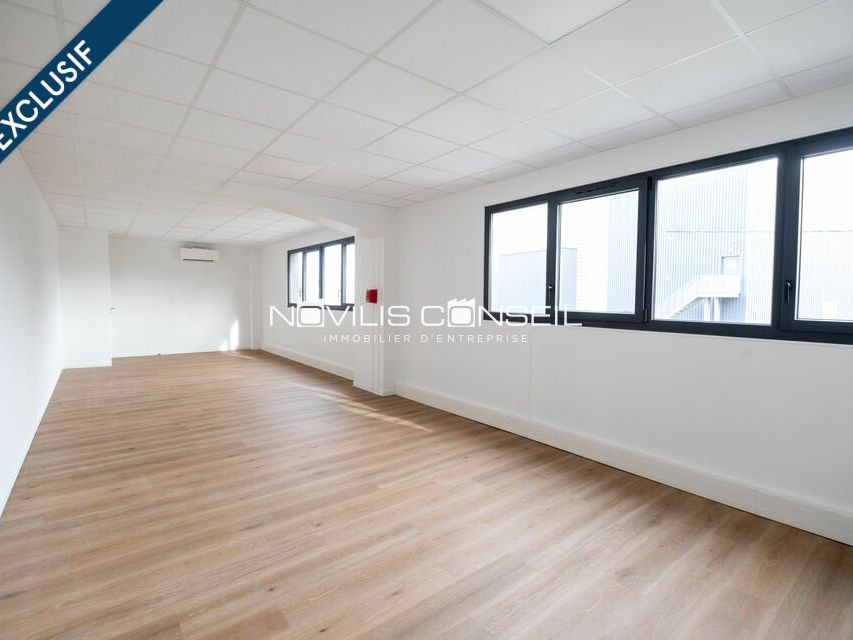 Location activité/entrepôt - 161 m²