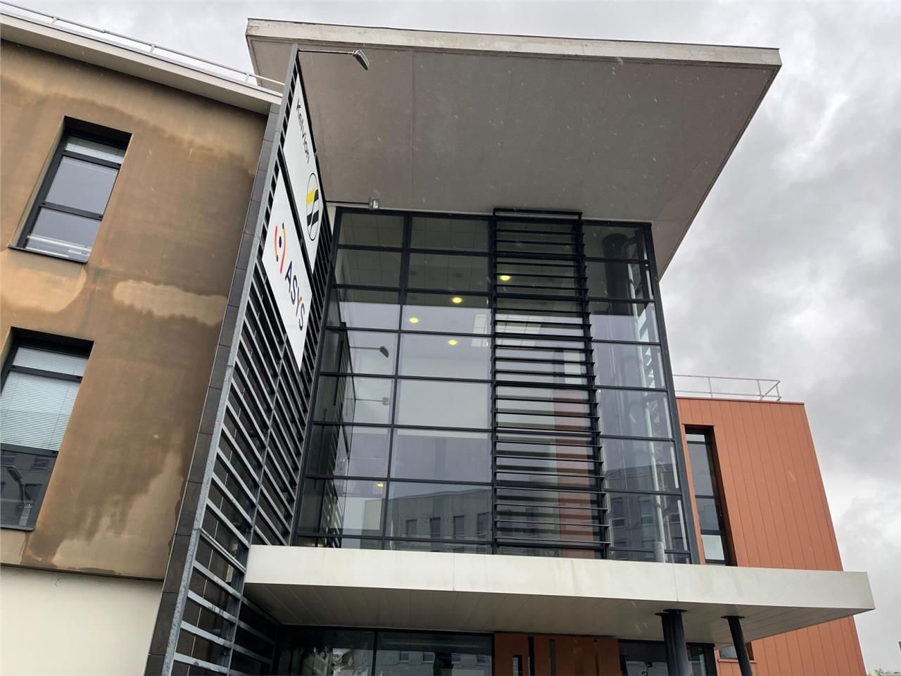 Location bureaux 563 m² à Nantes