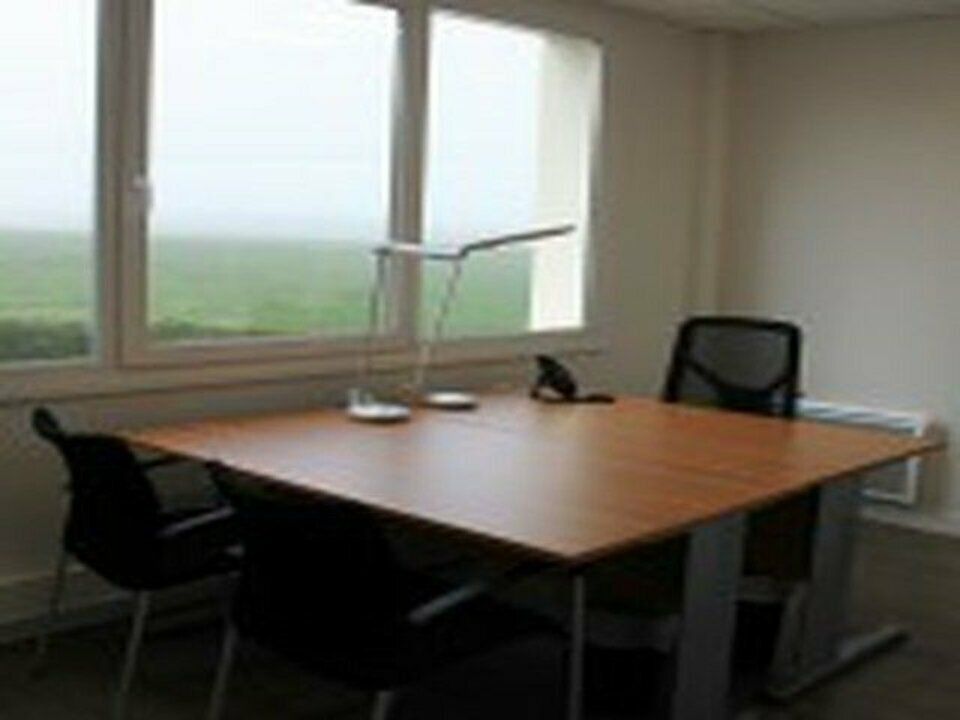 Location bureaux 17 m² non divisibles