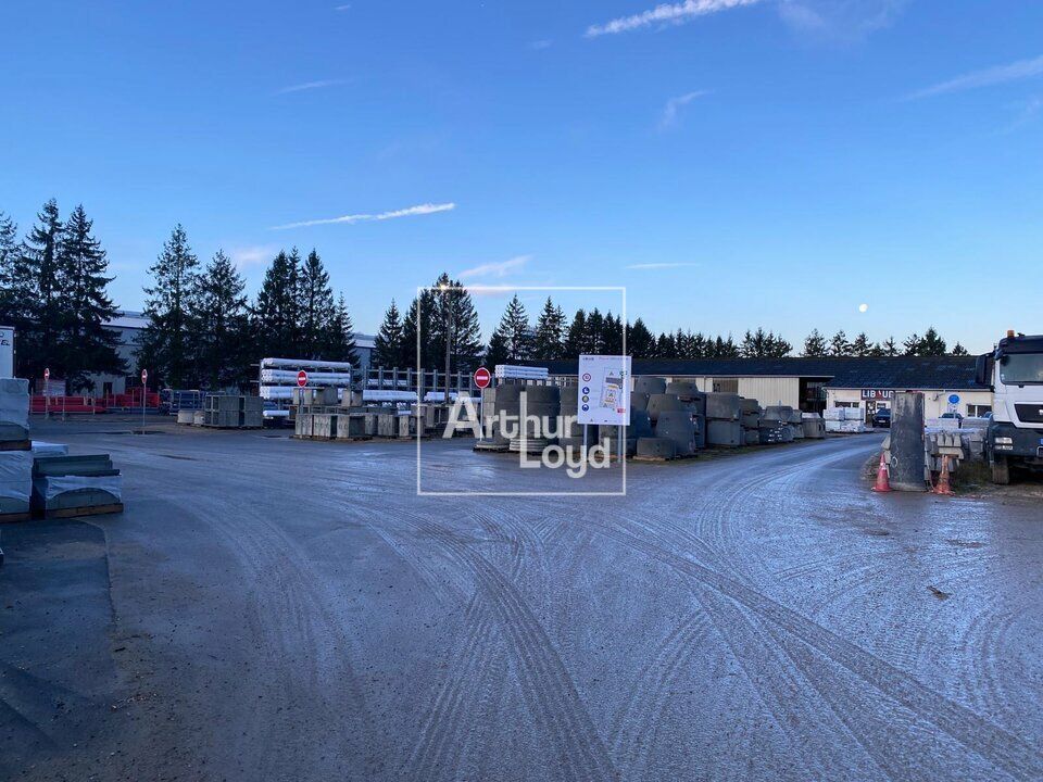 Location entrepot 1260 m² non divisibles
