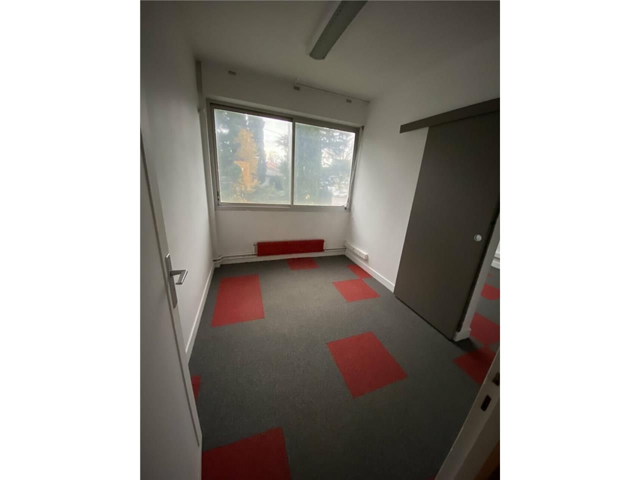 Location bureaux 52 m² à SAINT JEAN