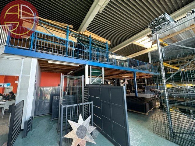 Location local 302 m² à TOULOUSE