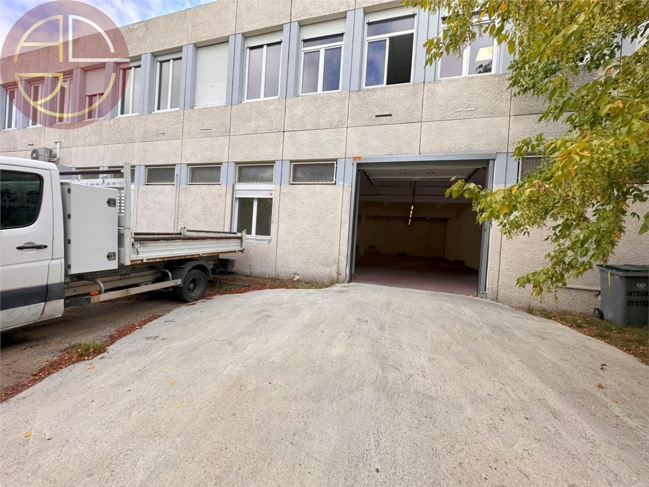 Location local 215 m² à L''UNION