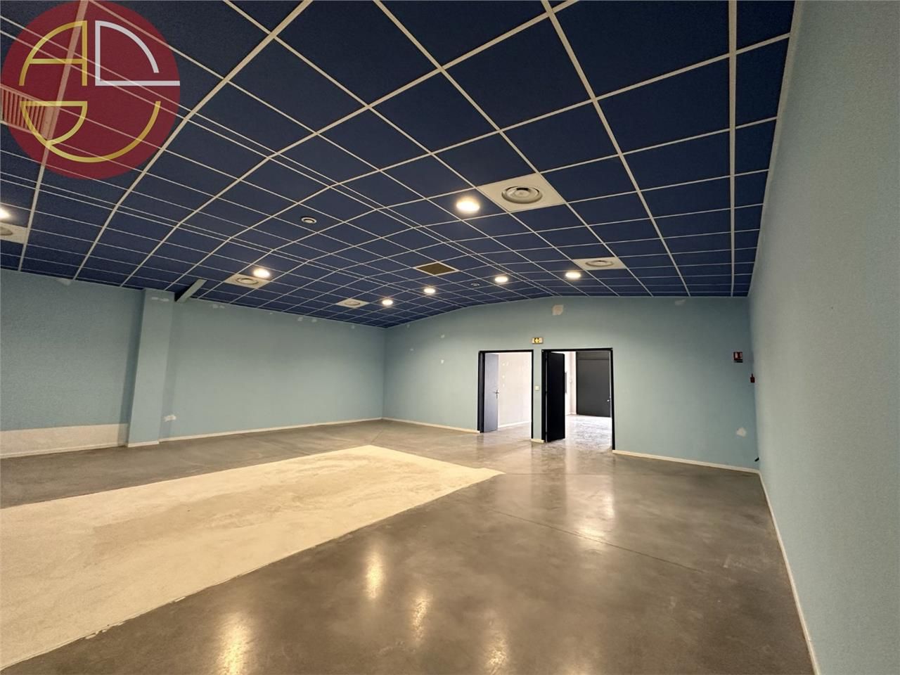 Location bureaux 355 m² à L''UNION