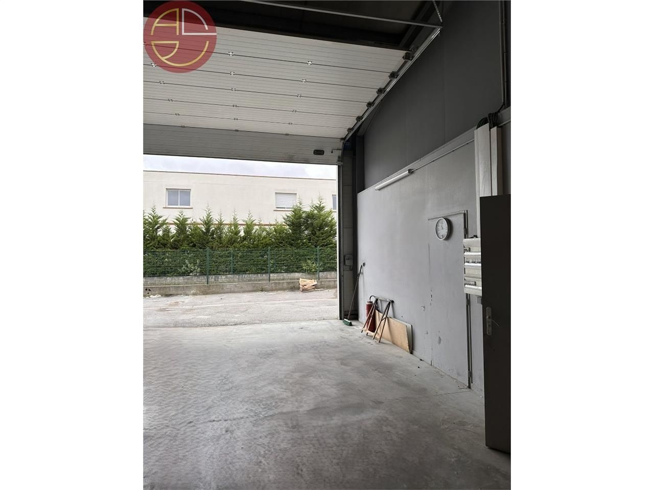 Location local 250 m² à COLOMIERS