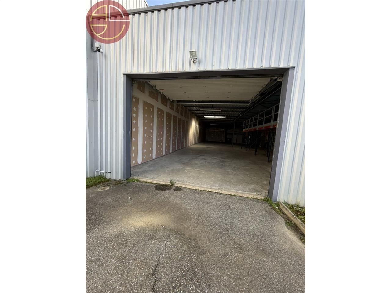 862 m² pour ce local en location à Beaupuy