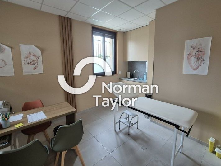 Location bureaux 58 m² divisibles à partir de 15 m²