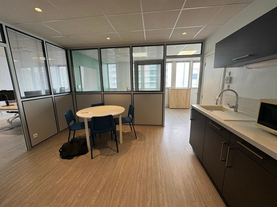 Vente bureaux 63 m² non divisibles