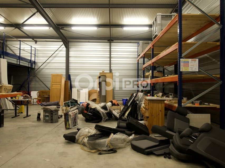 LOCAL D'ACTIVITE A VENDRE - MIONS - IMMEDIATEMENT