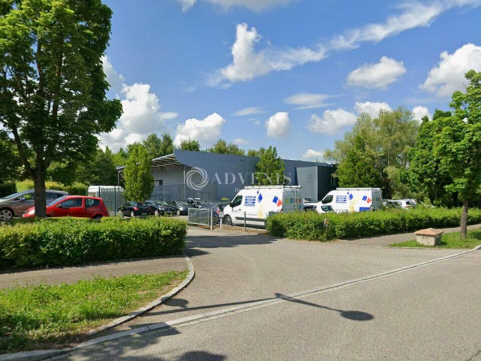 Vente local d''activites 1581 m² non divisibles