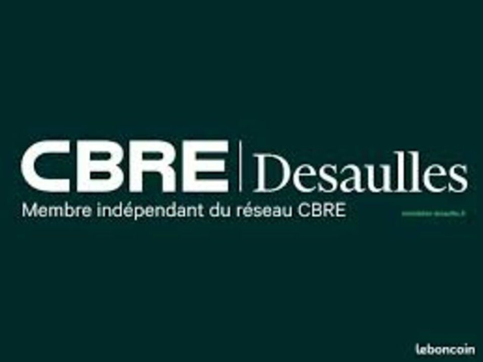 Location local commercial 143 m² non divisibles