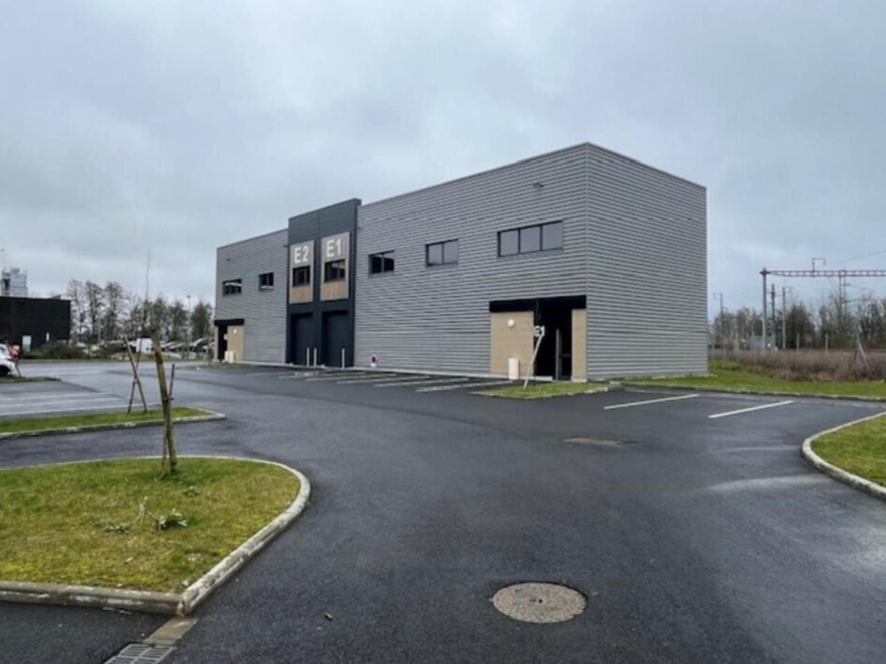 location - local d'activité - sainghin en melantois