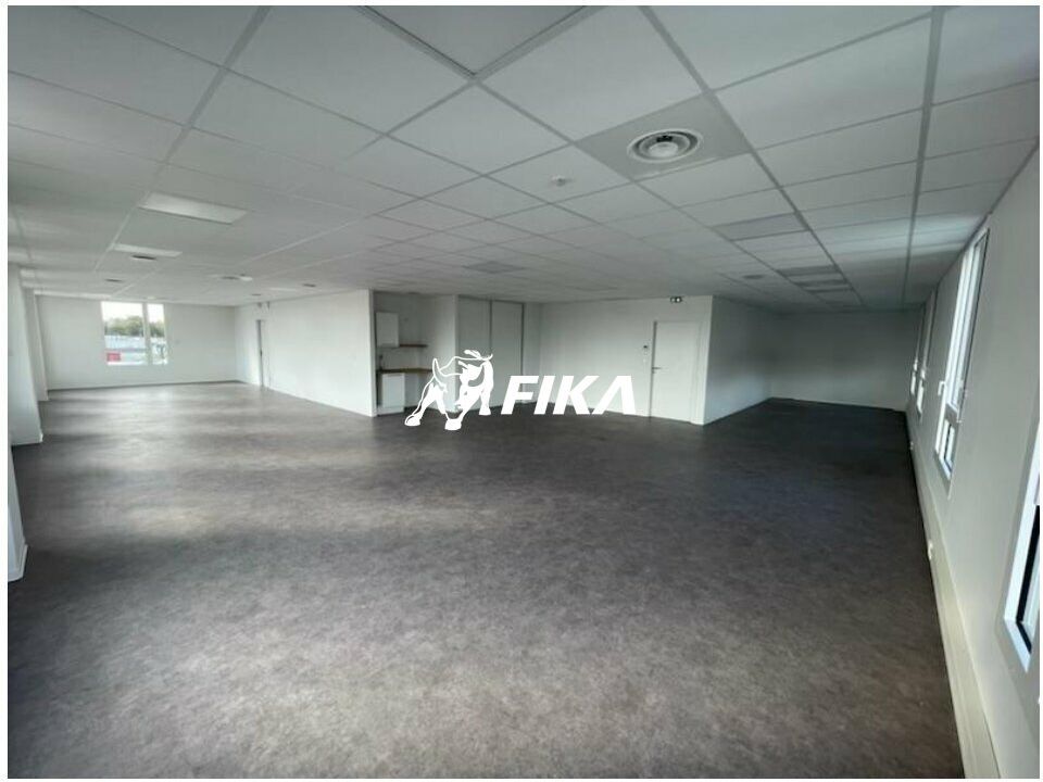 VILLENAVE D'ORNON BUREAUX A VENDRE 80 m²