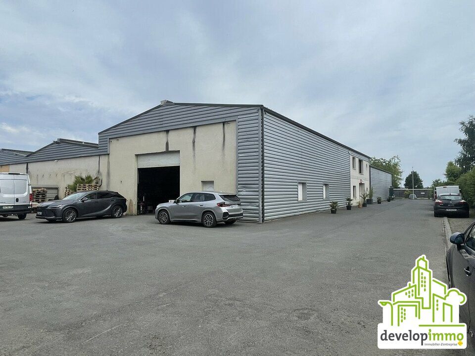 Location local d''activites 552 m² non divisibles