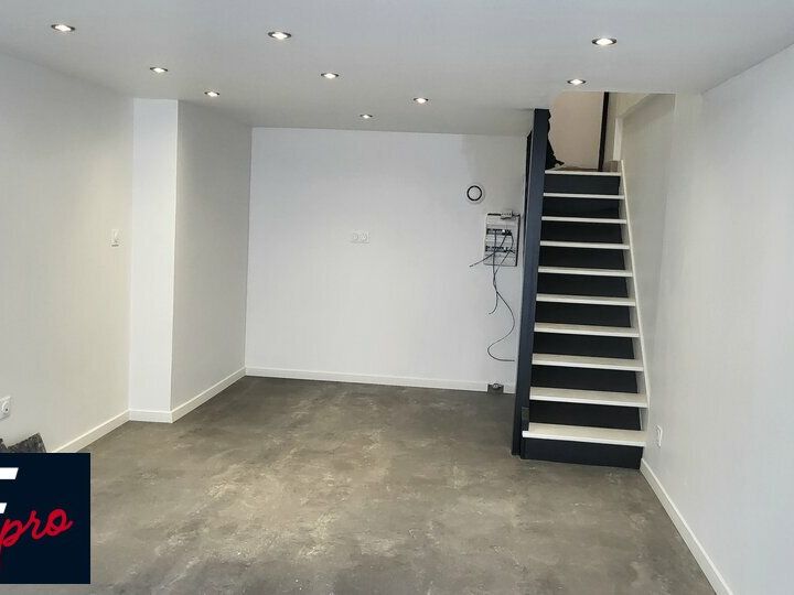 Location local commercial 34 m² non divisibles