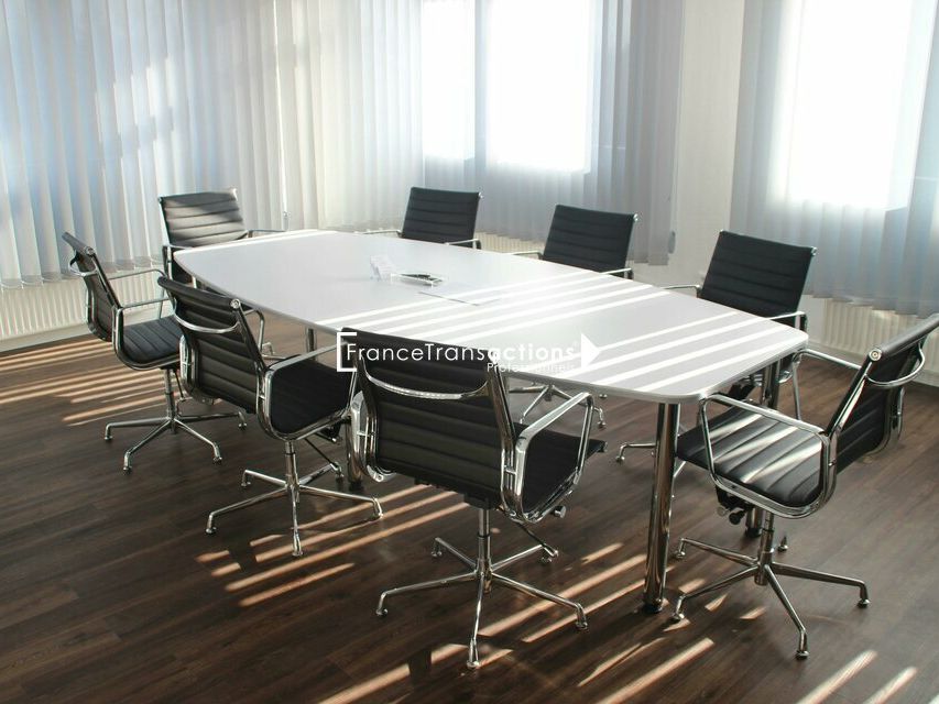 A LOUER BUREUX OU COMMERCE 140m2 - BOULEVARD CARNOT 