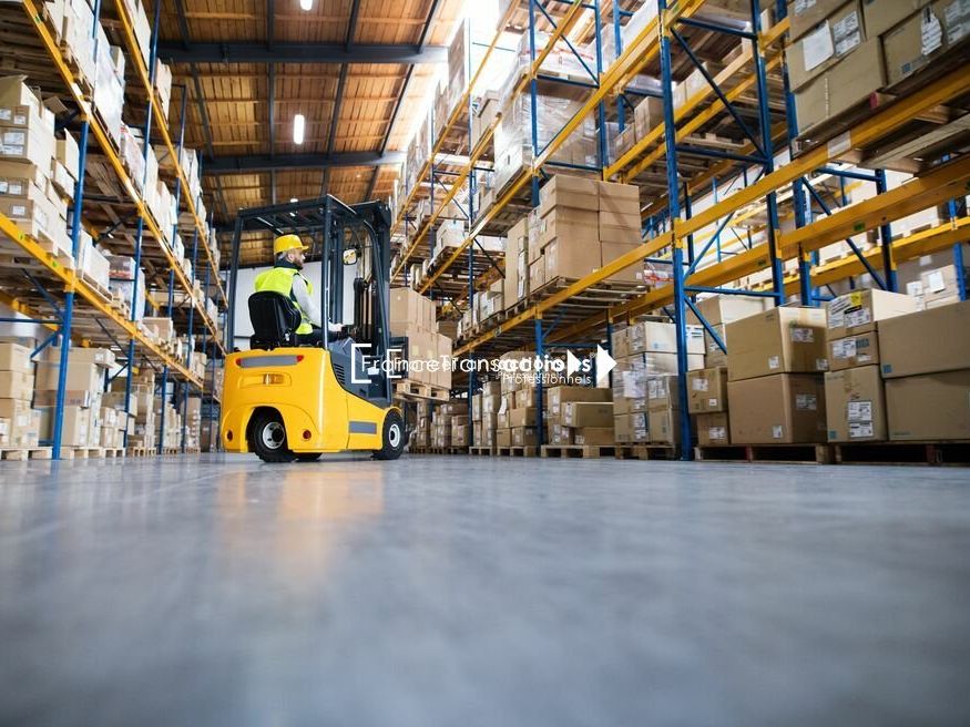 À LOUER – LOCAL D'ACTIVITÉ – TOULOUSE CENTRE / QUARTIER JEANNE D'ARC – 400 m²