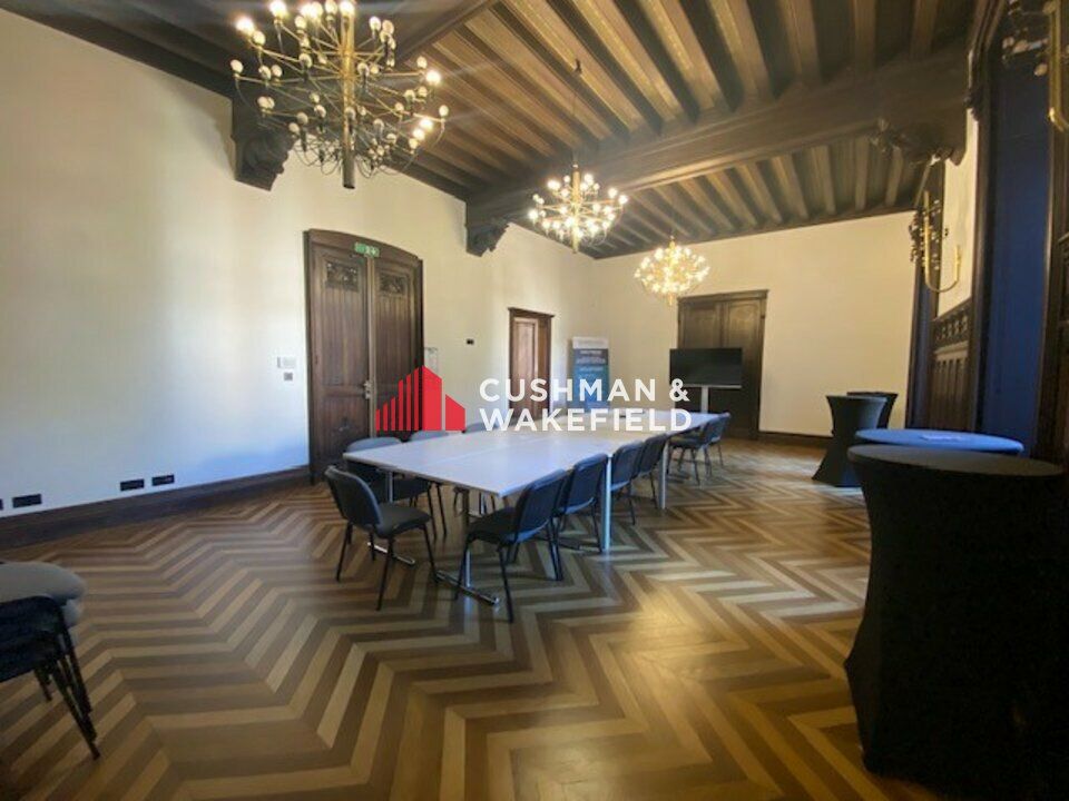 Bureaux de standing à louer 