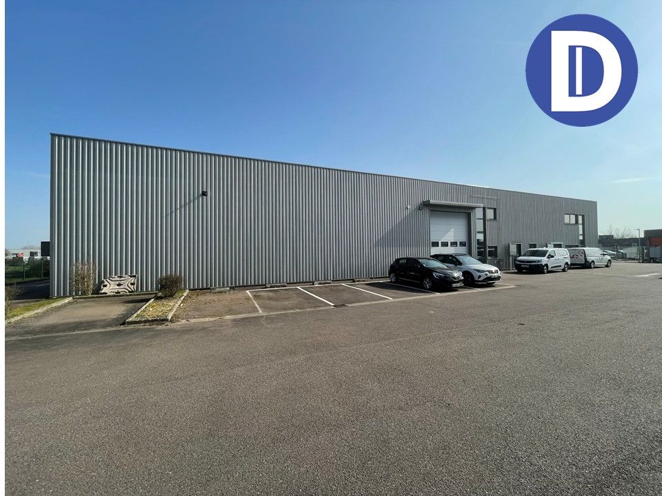 Location activites 523.00 m² non divisibles