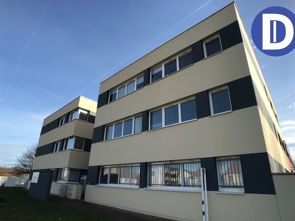 Location bureaux 176.00 m² non divisibles