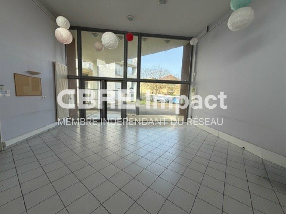 BUREAUX -  LOCAL COMMERCIAL - ST APOLLINAIRE 132 M²