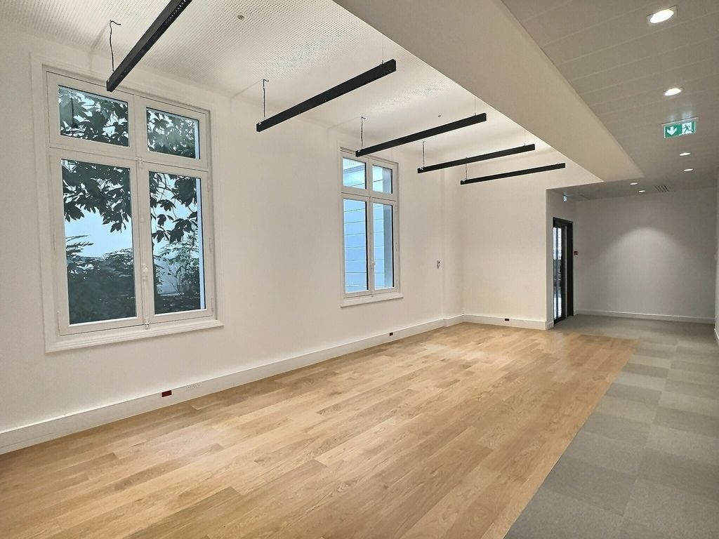 Location bureaux 214 m² non divisibles