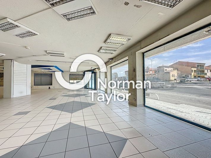 Vente local commercial 125 m² non divisibles