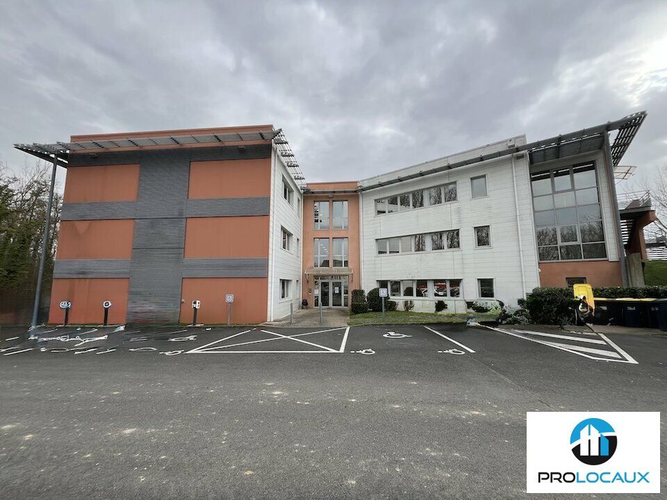 Location bureaux 480 m² non divisibles