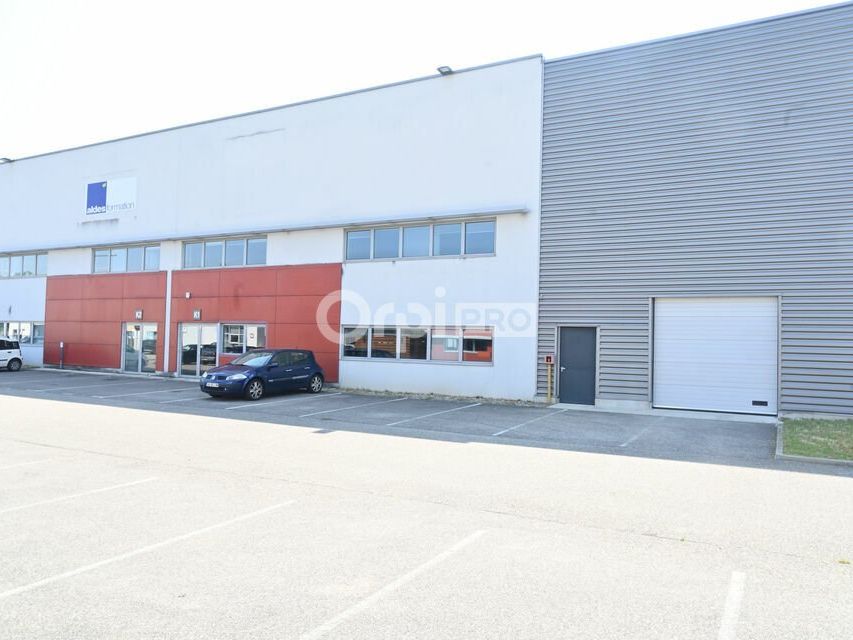 A LOUER - LOCAL MIXTE DE 406 M² - SAINT PRIEST