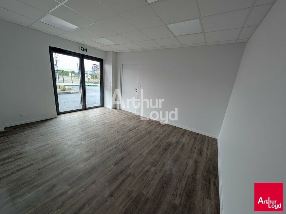 LE RHEU - LOCAL D'ACTIVITE A LOUER - NEUF