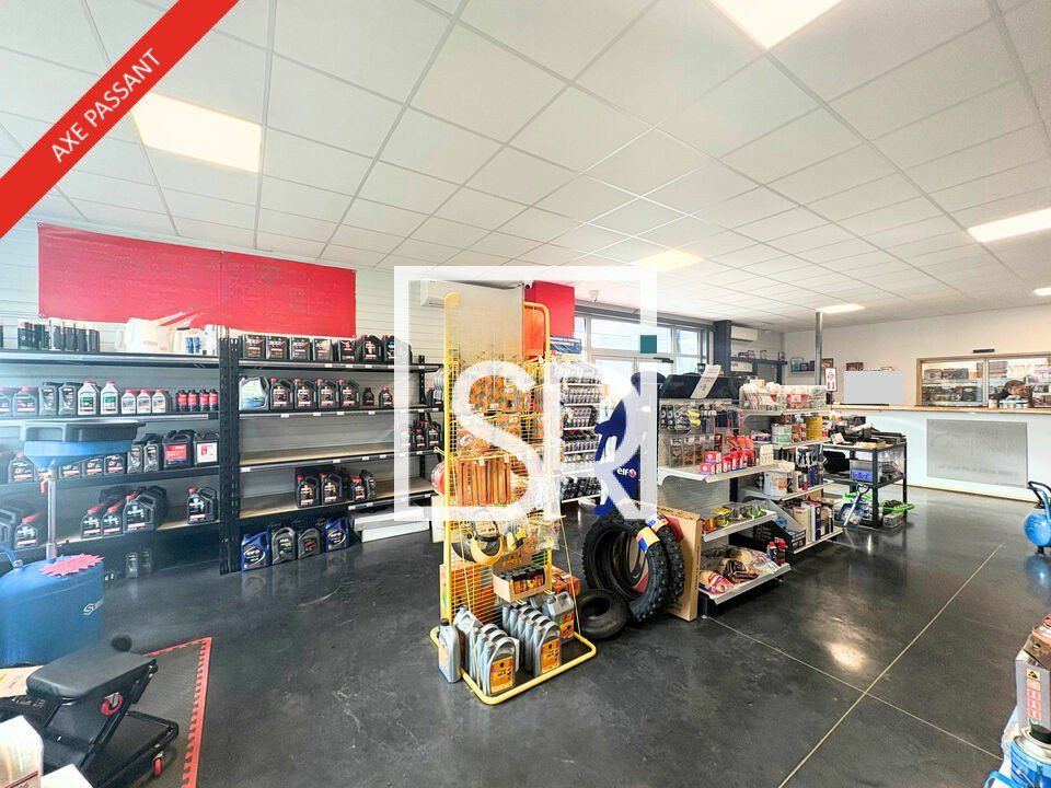 OPPORTUNITE COMMERCE DE SERVICES - LOCATION LOCAL COMMERCIAL RECENT DIVISIBLE EN 2 - PROCHE AV. CHARLES DE GAULLE - 63300 THIERS