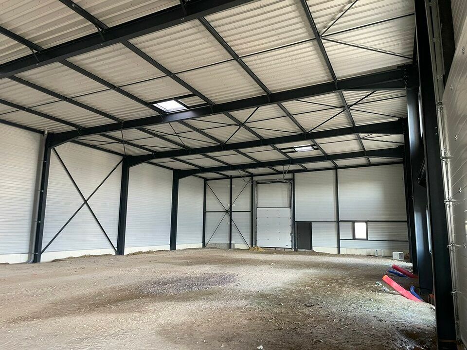 A vendre lots d'activité Cormelles le royal